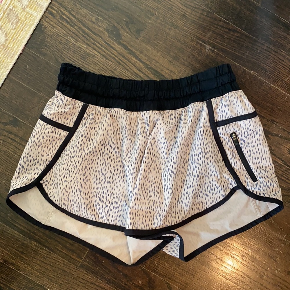 Tracker Short 4”